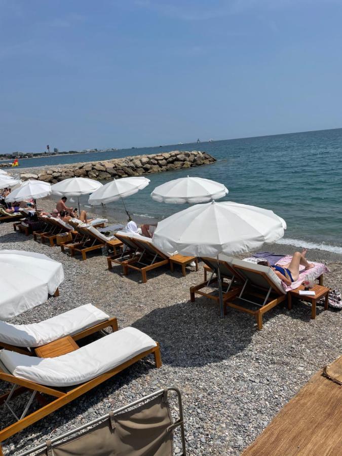 Vue Sur Mer - Magnifique Appartement Tout Confort - Terrasse Et Parking Prive Cagnes-sur-Mer Ngoại thất bức ảnh